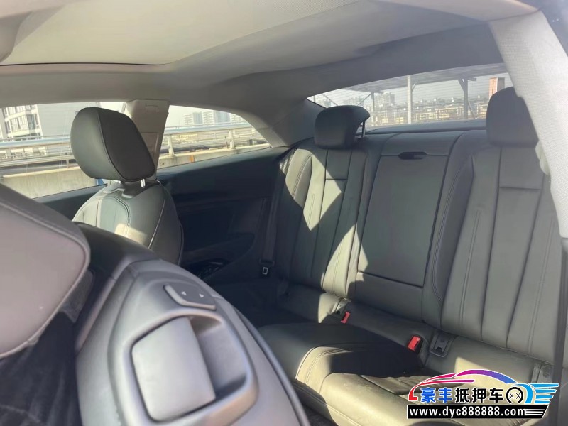 21年奥迪A5轿车抵押车出售