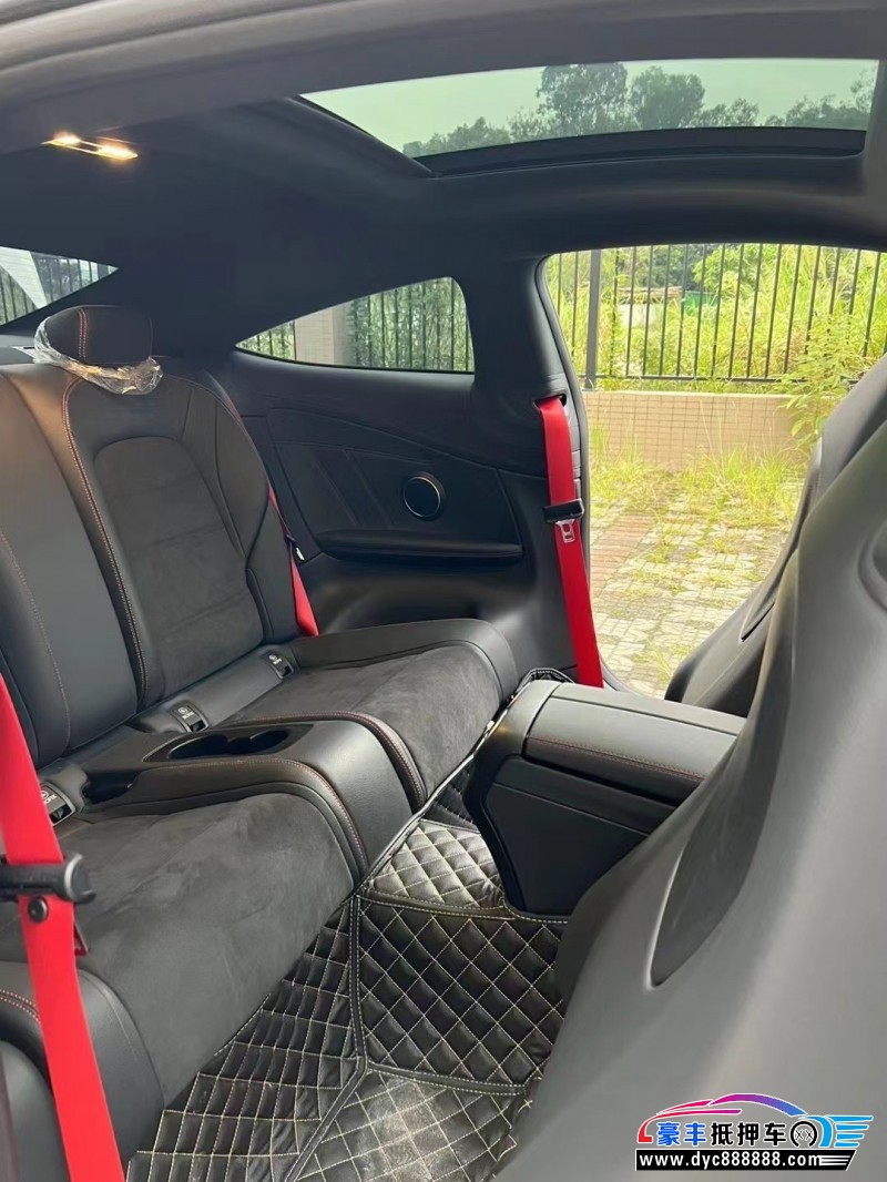 22年奔驰C轿车抵押车出售