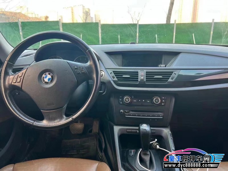 11年宝马X1轿车抵押车出售