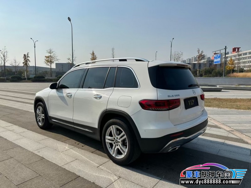 22年奔驰GLB轿车抵押车出售