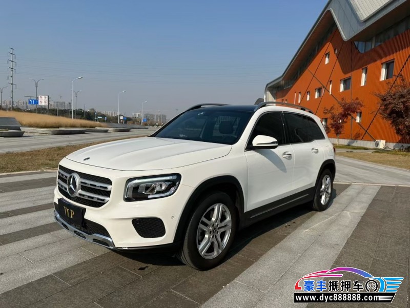 22年奔驰GLB轿车抵押车出售