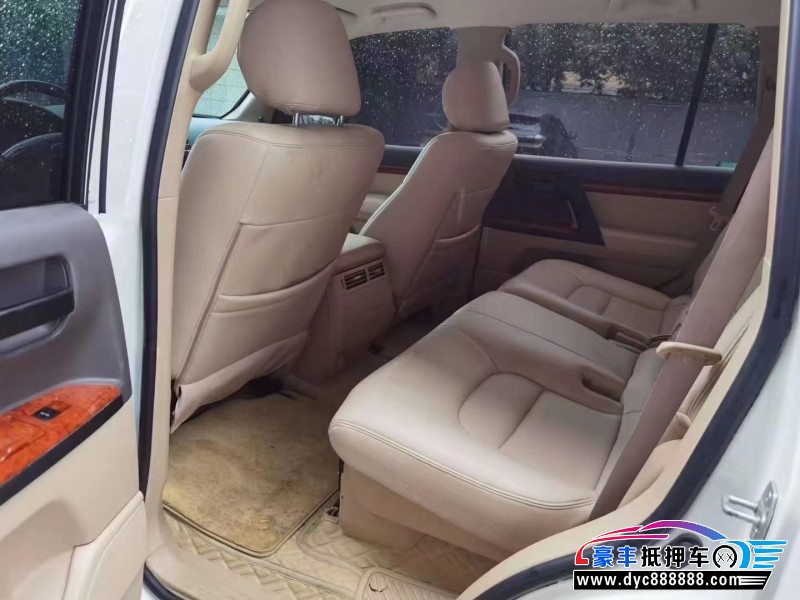 15年丰田兰德酷路泽轿车抵押车出售