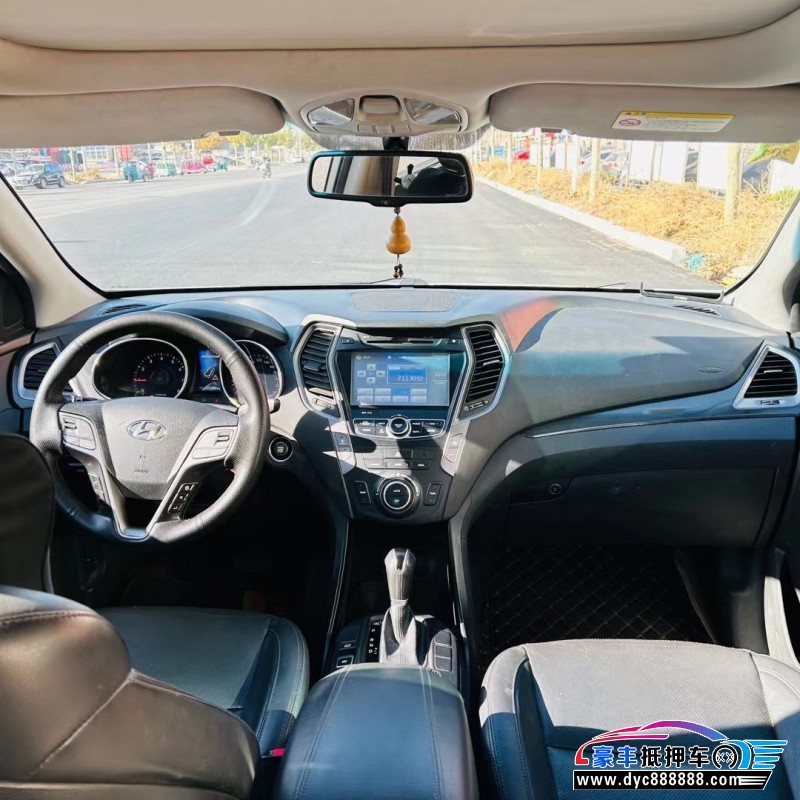 15年现代ix35轿车抵押车出售