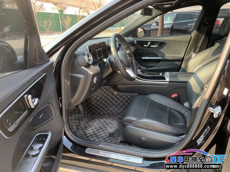 22年奔驰C轿车抵押车出售