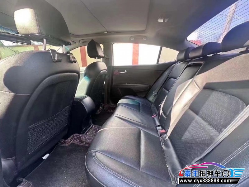 15年起亚K4轿车抵押车出售