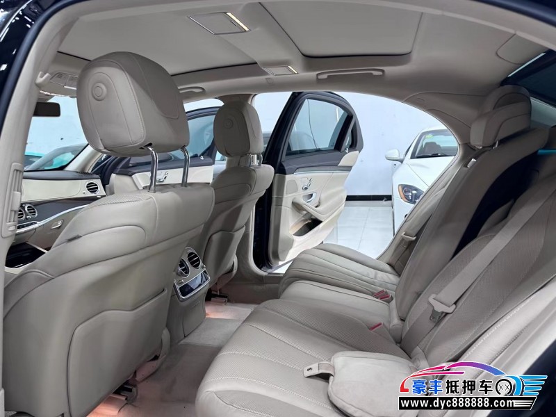 20年奔驰S轿车抵押车出售