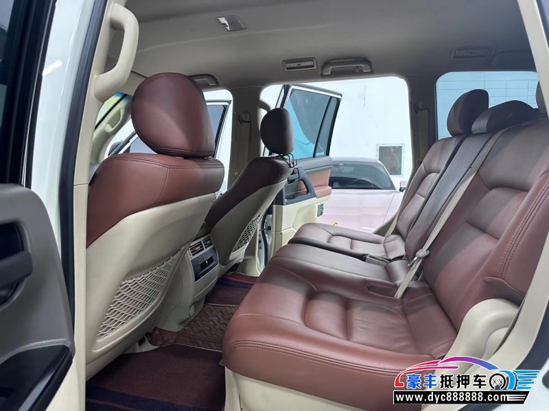 19年丰田兰德酷路泽轿车抵押车出售