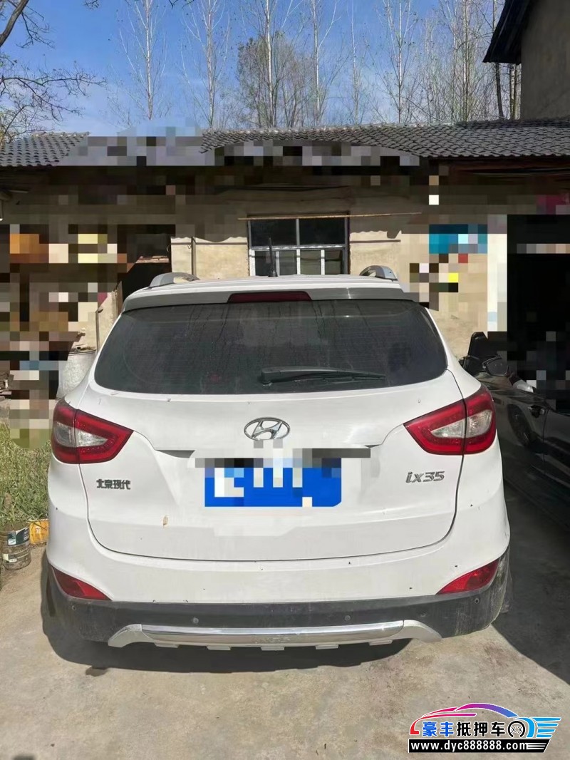 16年现代ix35轿车抵押车出售