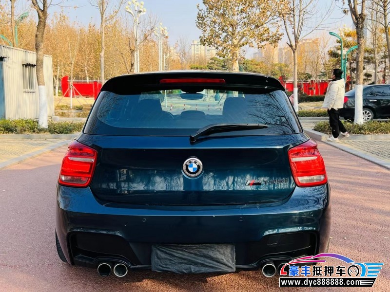 14年宝马1系轿车抵押车出售