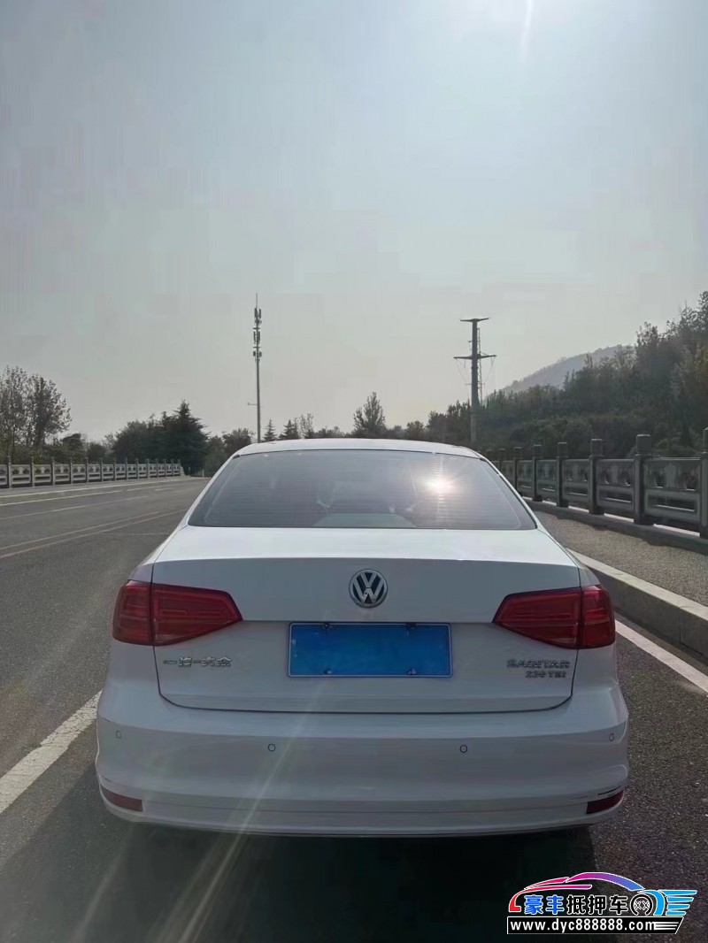 16年大众速腾轿车抵押车出售