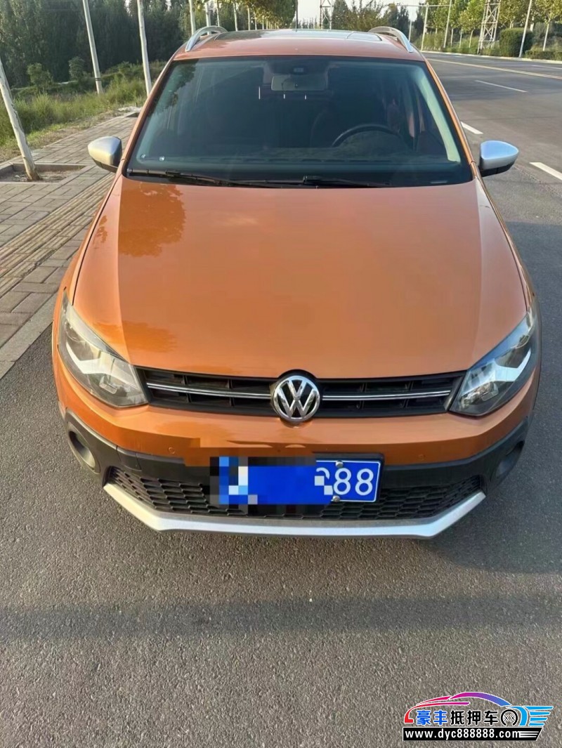 15年大众polo轿车抵押车出售