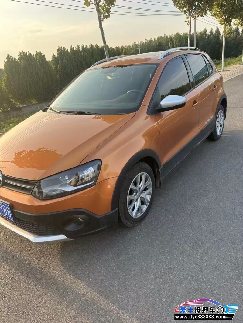 15年大众polo轿车抵押车出售