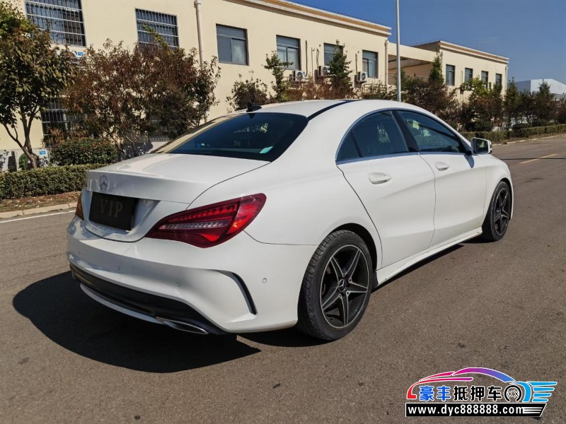 18年奔驰CLA轿车抵押车出售