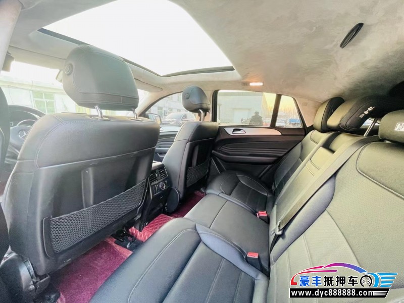 16年奔驰GLE轿车抵押车出售