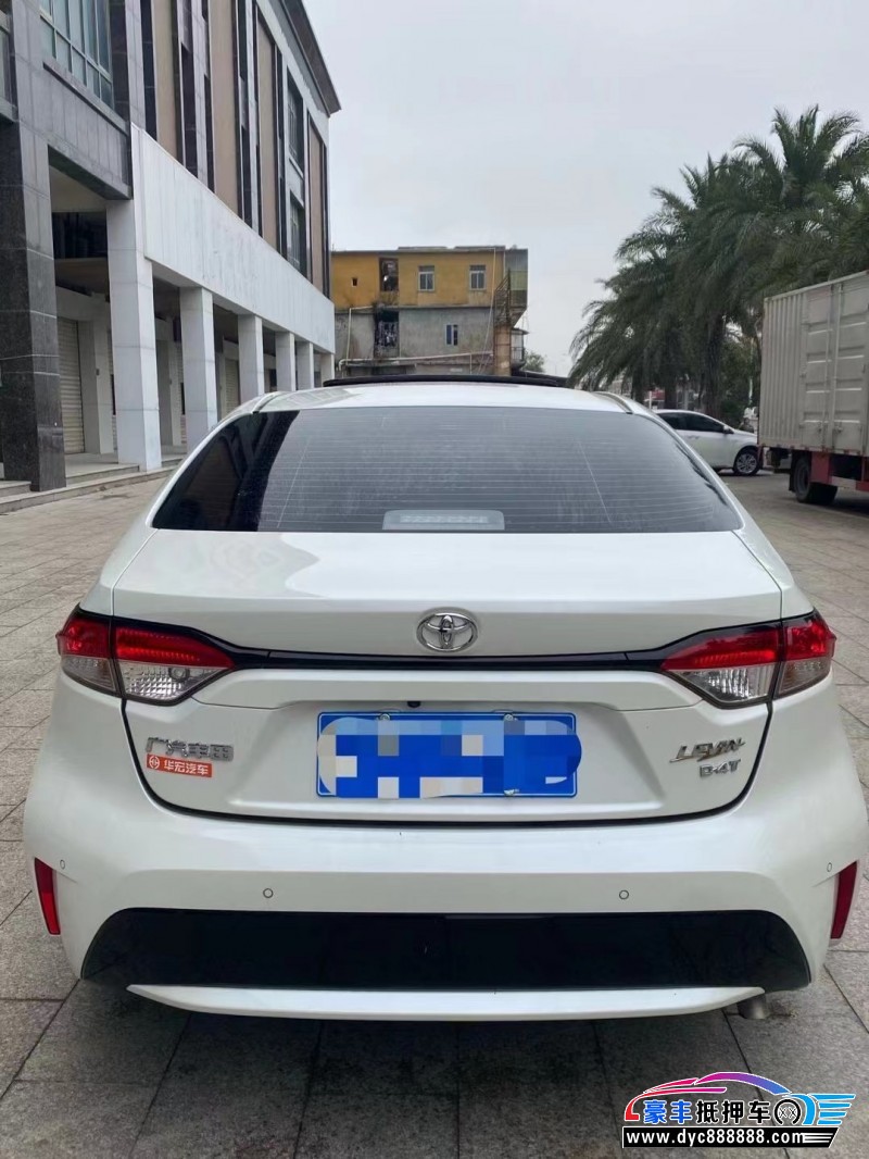 20年丰田雷凌轿车抵押车出售