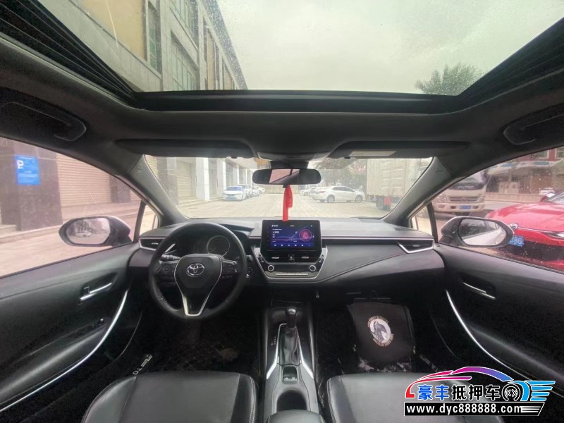 20年丰田雷凌轿车抵押车出售