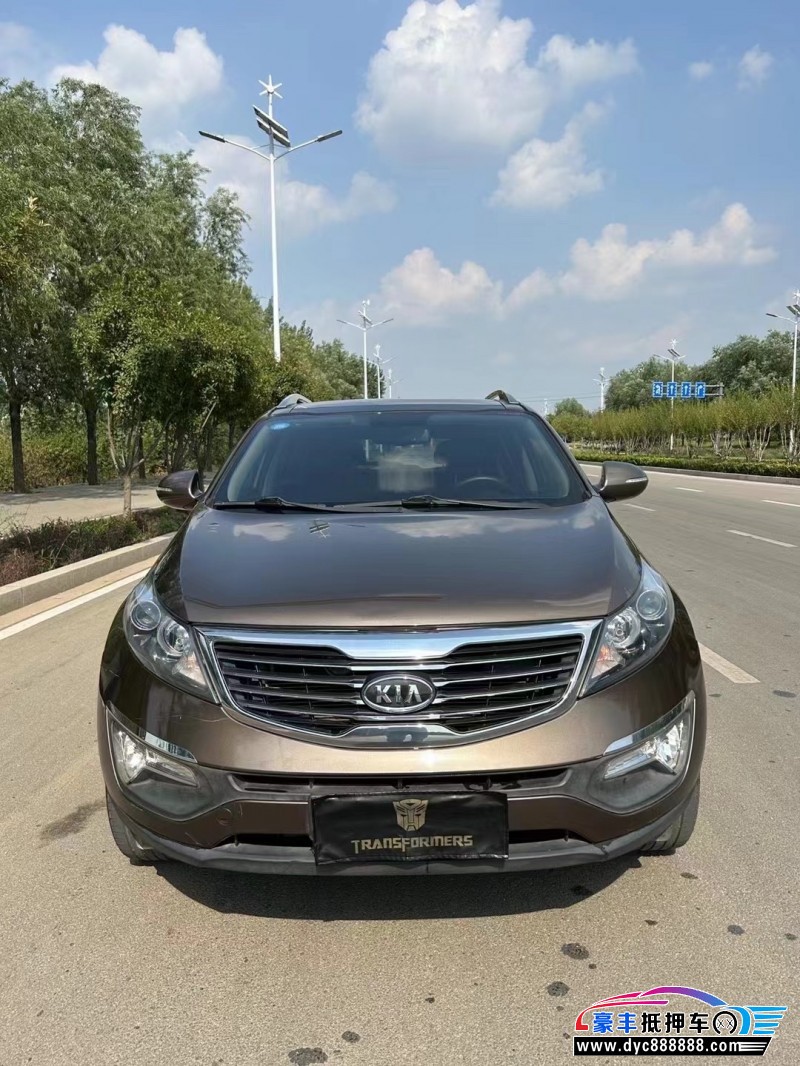 14年起亚智跑轿车抵押车出售