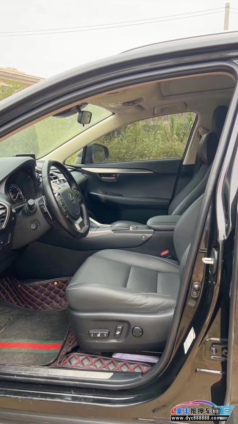 22年雷克萨斯NX轿车抵押车出售