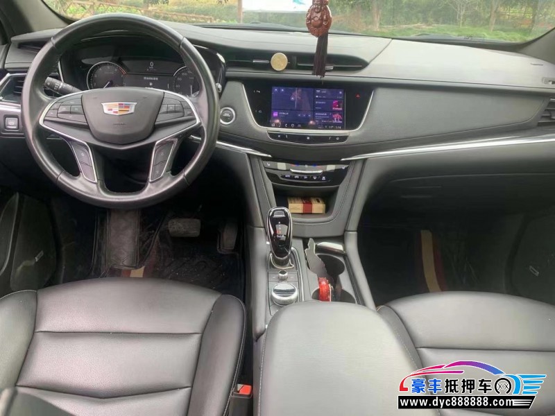 21年凯迪拉克XT5轿车抵押车出售