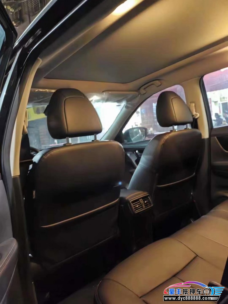 23年日产奇骏轿车抵押车出售