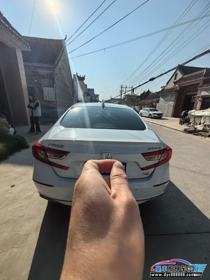 19年本田雅阁轿车抵押车出售