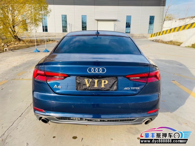 17年奥迪A5轿车抵押车出售