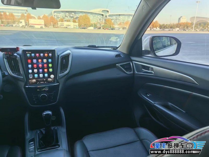 15年长安CS75轿车抵押车出售