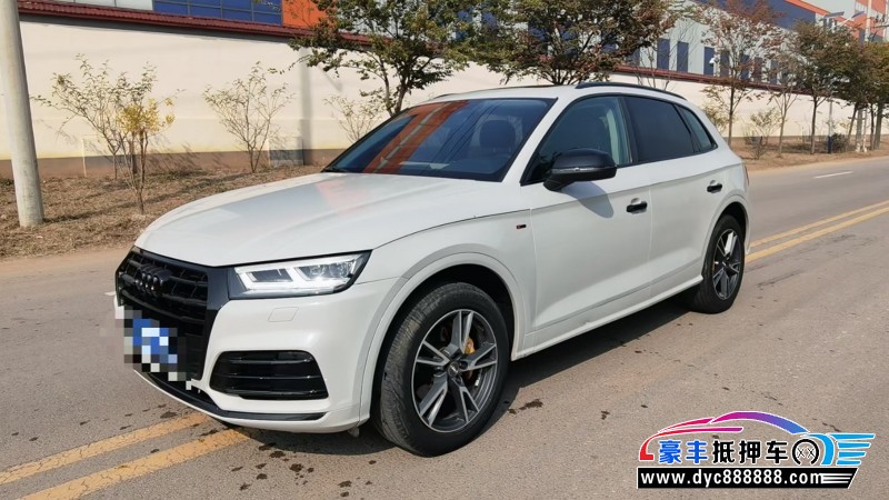 21年奥迪Q5轿车抵押车出售