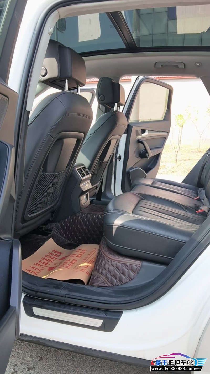 21年奥迪Q5轿车抵押车出售