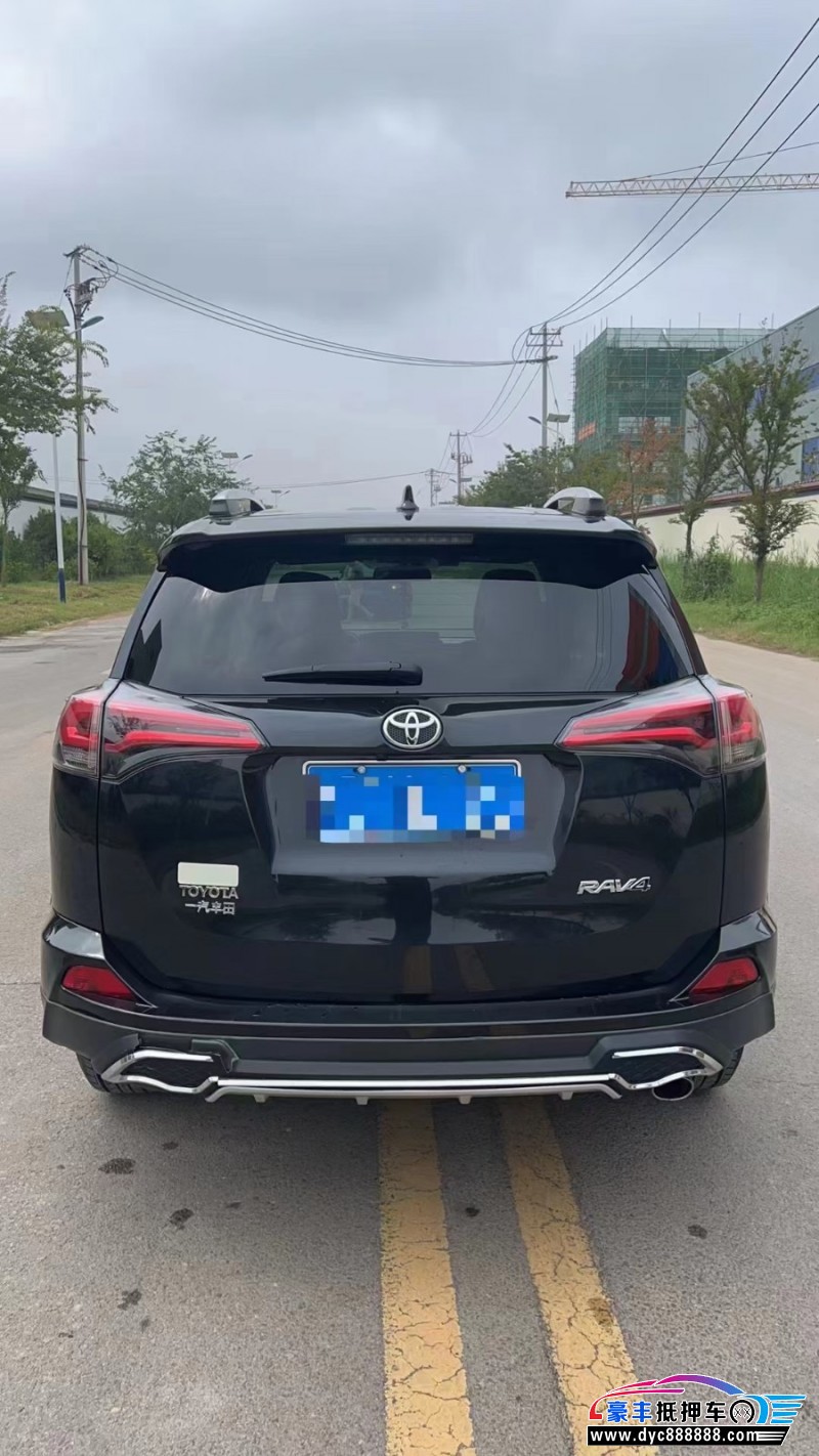 19年丰田RAV4轿车抵押车出售