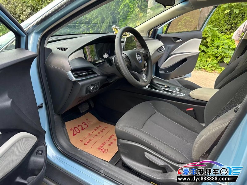 21年别克微蓝轿车抵押车出售