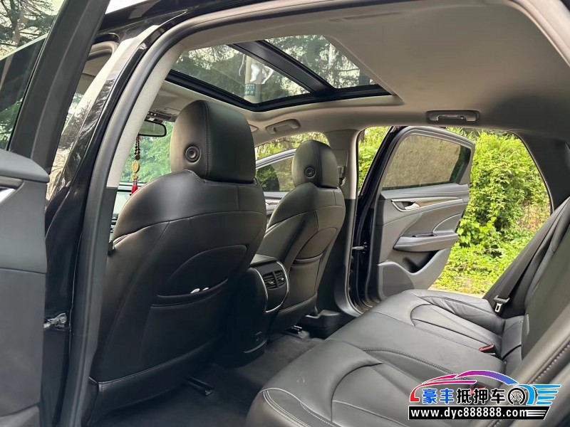 21年别克君越轿车抵押车出售