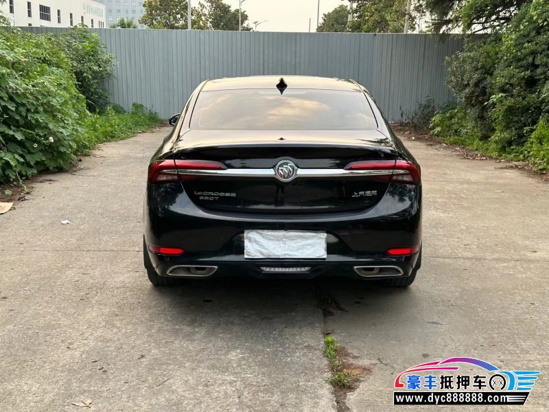 21年别克君越轿车抵押车出售