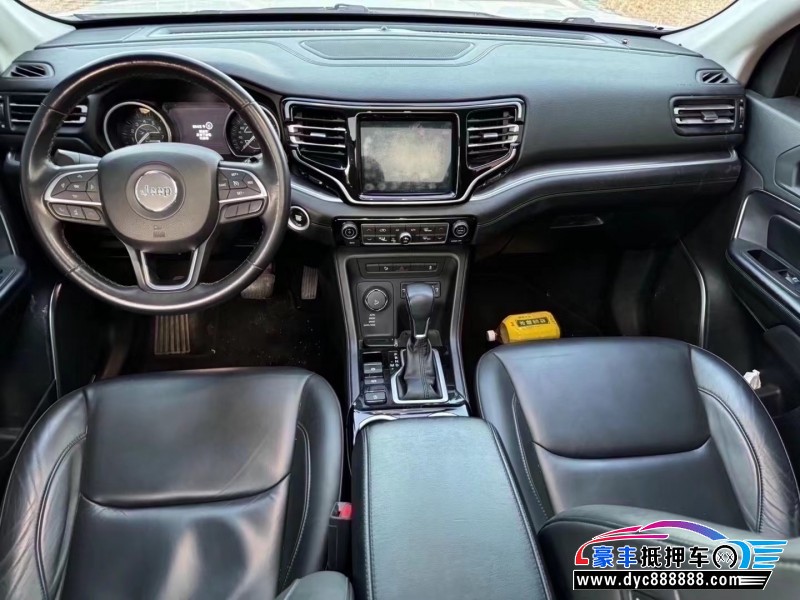 19年Jeep指挥官轿车抵押车出售