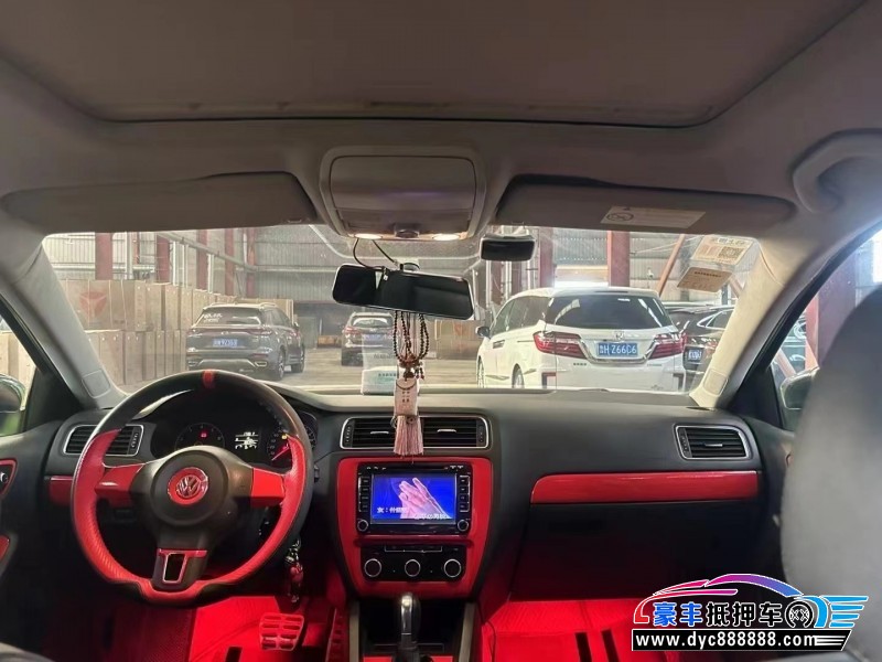 15年大众速腾轿车抵押车出售