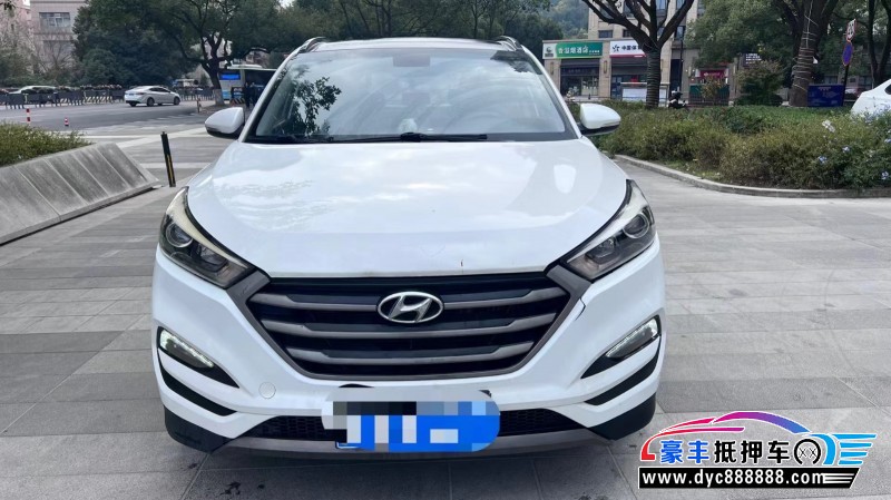 16年现代途胜轿车抵押车出售