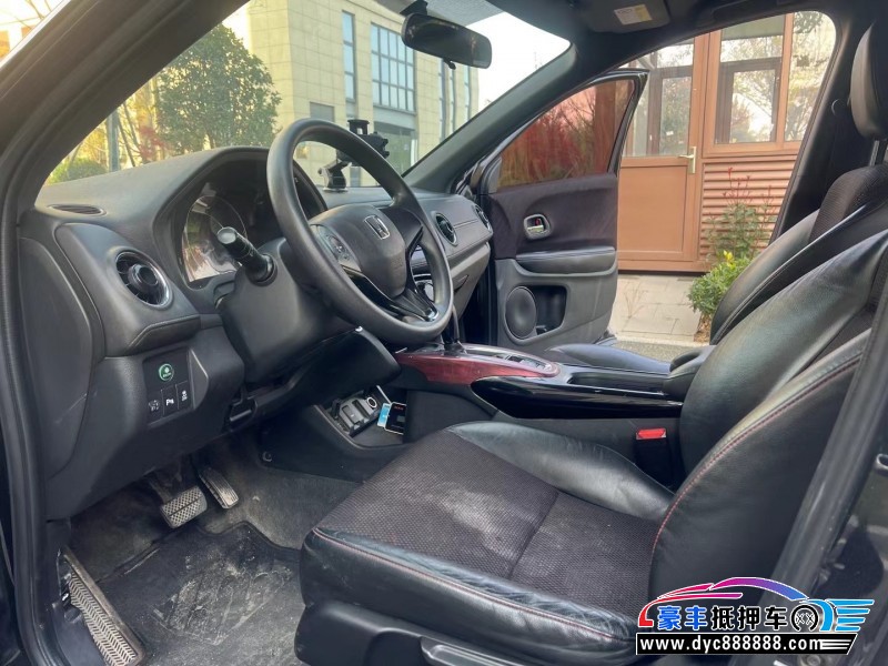 18年本田XRV轿车抵押车出售