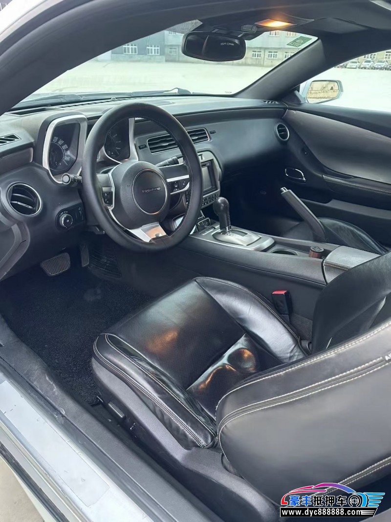 11年雪佛兰科迈罗轿车抵押车出售