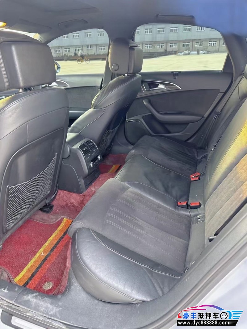 15年奥迪S6轿车抵押车出售