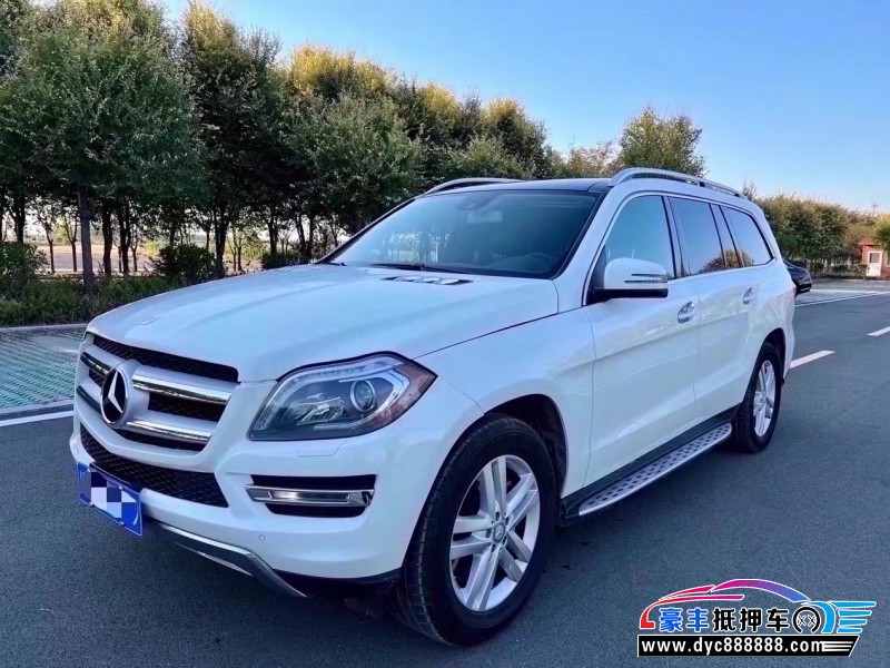 13年奔驰GL轿车抵押车出售