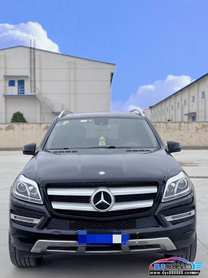 13年奔驰GL轿车抵押车出售