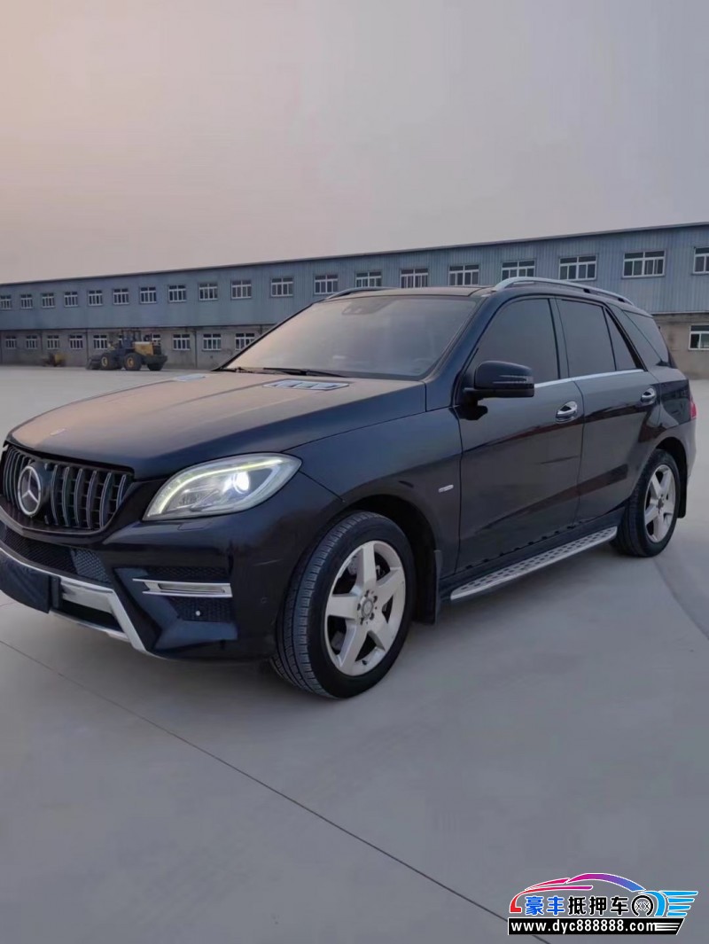 12年奔驰ML轿车抵押车出售