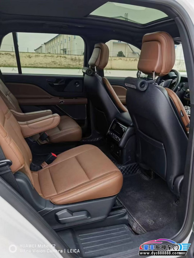 21年林肯飞行家轿车抵押车出售