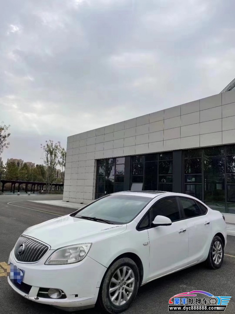 13年别克英朗轿车抵押车出售