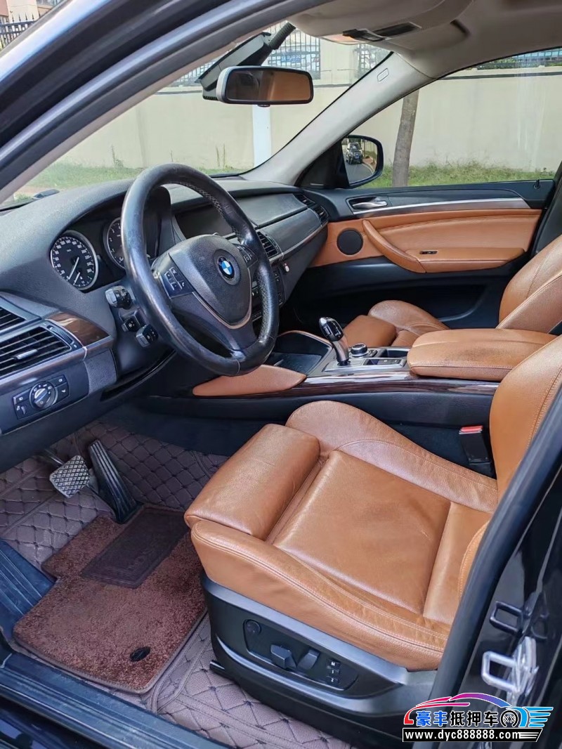 13年宝马X6轿车抵押车出售