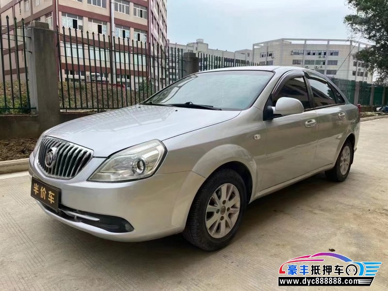 15年别克凯越轿车抵押车出售