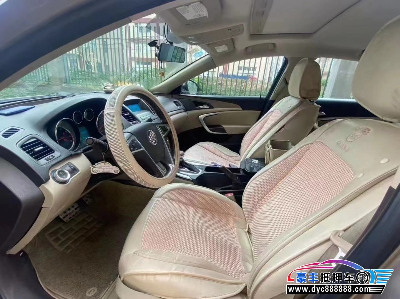 12年别克君威轿车抵押车出售