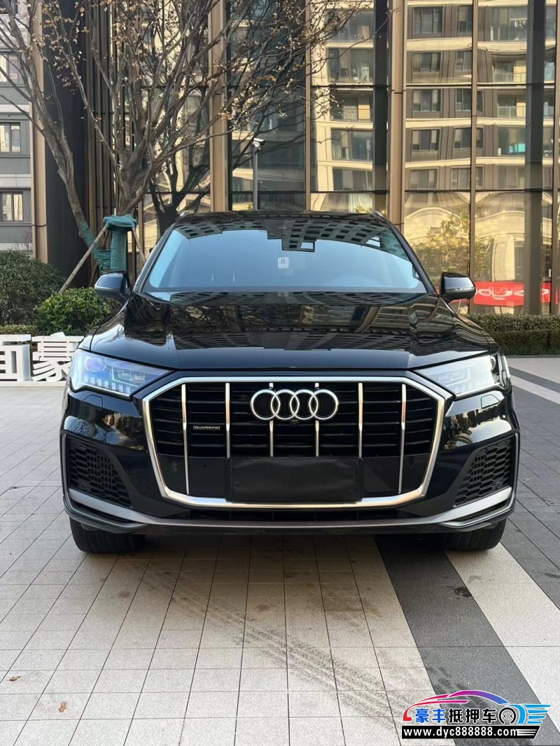 21年奥迪Q7轿车抵押车出售