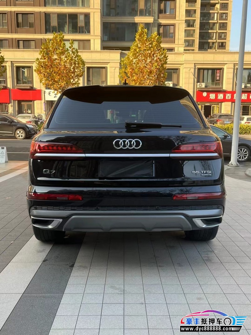 21年奥迪Q7轿车抵押车出售