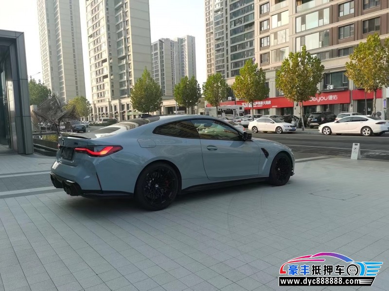 22年宝马M4轿车抵押车出售